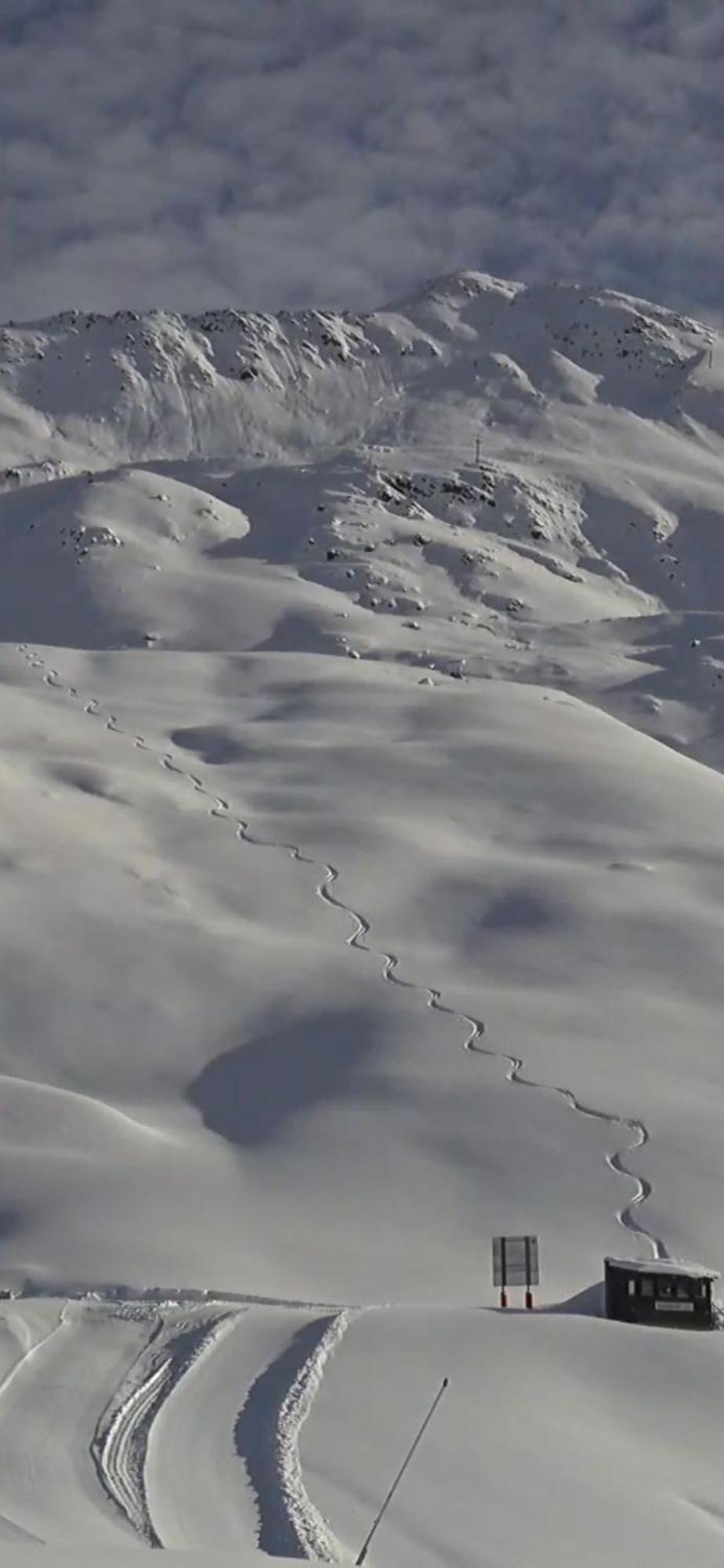 Haus Richard Falch - Inklusive Kostenloser Premium-Sommerkarte Sankt Anton am Arlberg Bagian luar foto