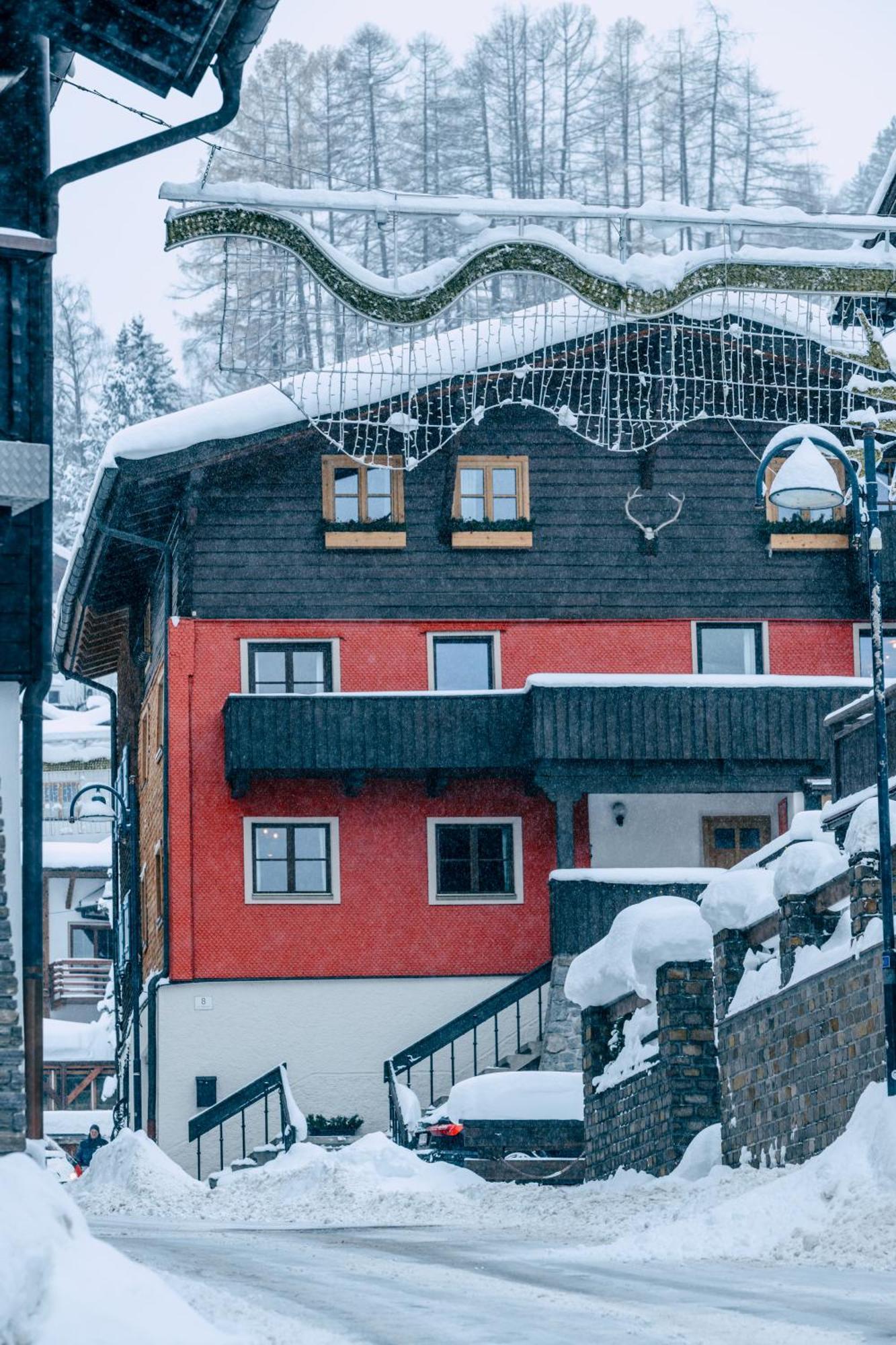 Haus Richard Falch - Inklusive Kostenloser Premium-Sommerkarte Sankt Anton am Arlberg Bagian luar foto